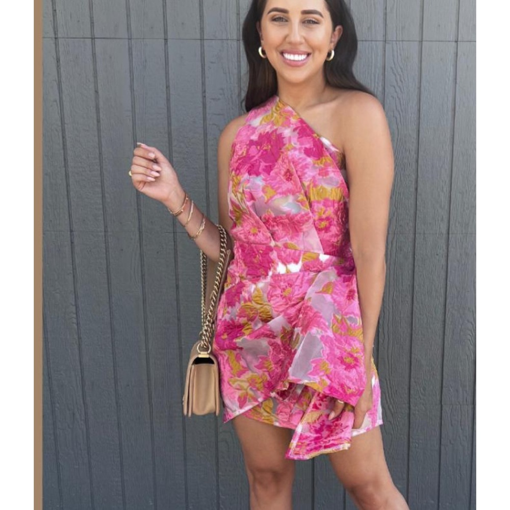 Perfect wedding guest dress!
